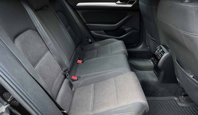 
								Volkswagen Passat полный									