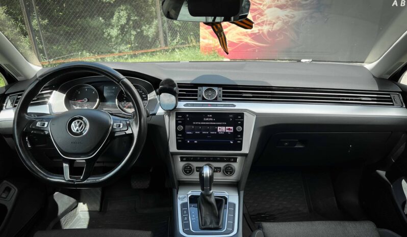 
								Volkswagen Passat полный									