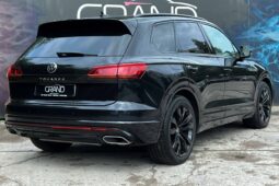 
										Volkswagen Touareg полный									