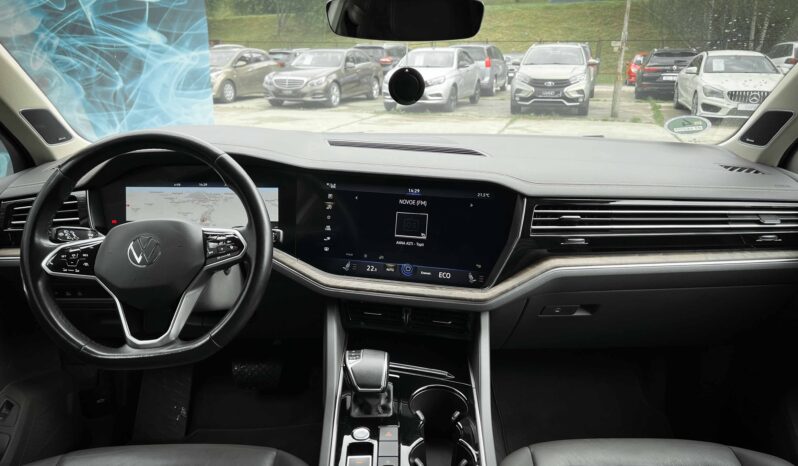 
								Volkswagen Touareg полный									