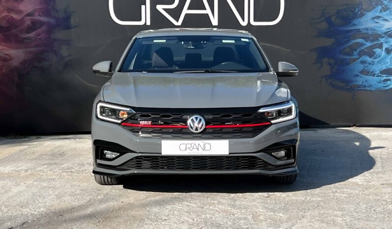 
								Volkswagen Jetta полный									