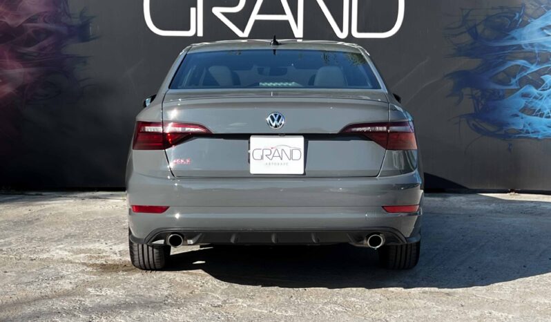 
								Volkswagen Jetta полный									