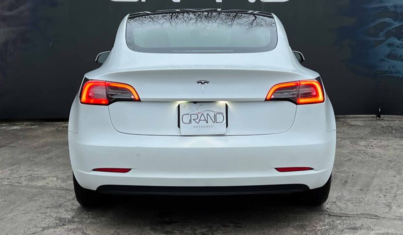 
								Tesla Model 3 полный									