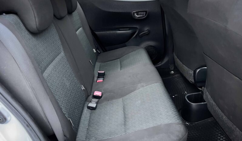 
								Toyota Yaris полный									