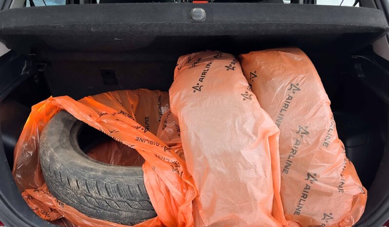 
								Toyota Yaris полный									