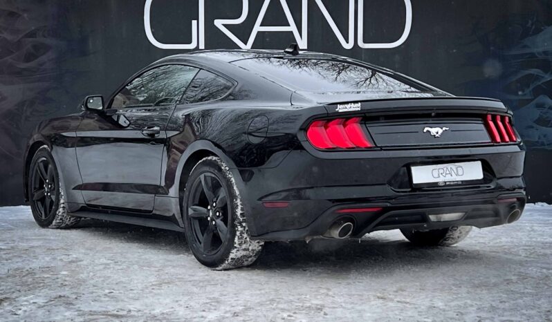 
								Ford Mustang VI полный									