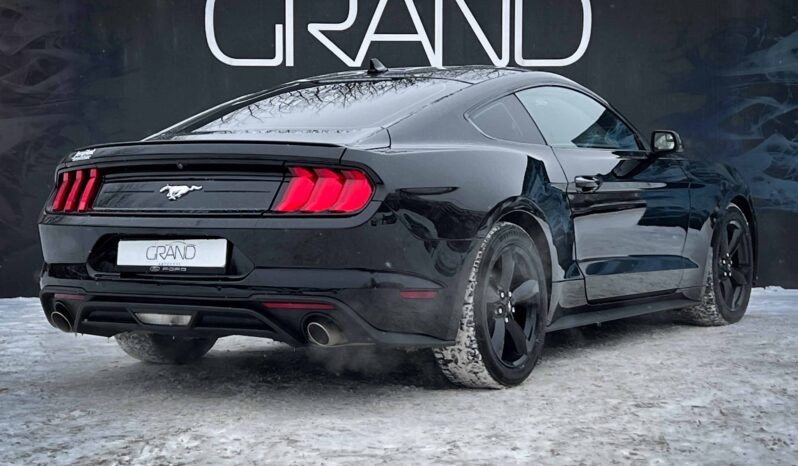 
								Ford Mustang VI полный									