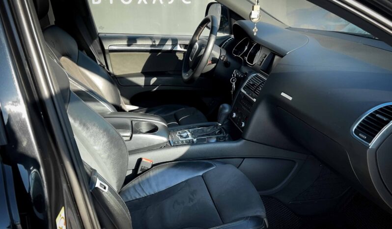 
								Audi Q7 полный									