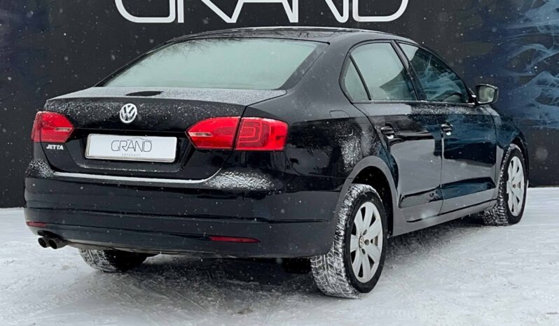 
								Volkswagen Jetta полный									