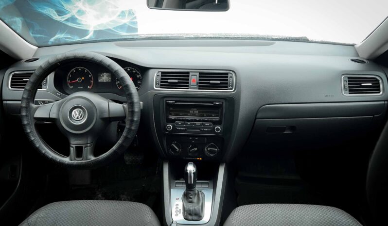 
								Volkswagen Jetta полный									