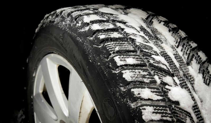 
								Volkswagen Jetta полный									