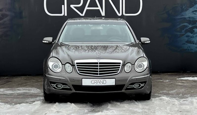 
								Mercedes-Benz E-Класс полный									