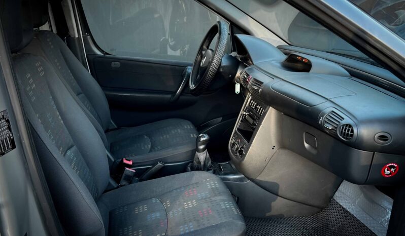 
								Mercedes-Benz Vaneo полный									