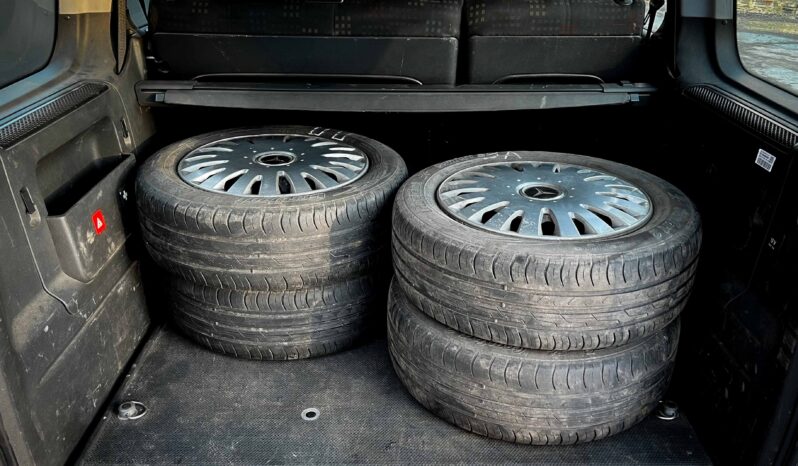 
								Mercedes-Benz Vaneo полный									