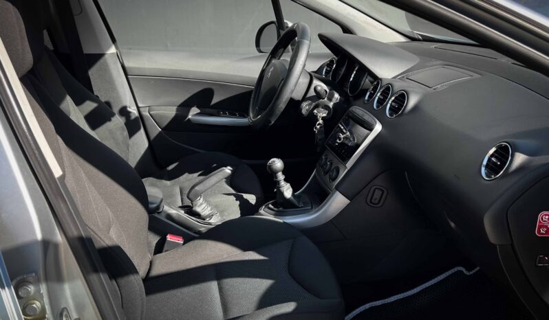 
								Peugeot 308 полный									