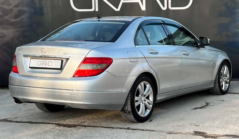 
								Mercedes-Benz C-Класс полный									