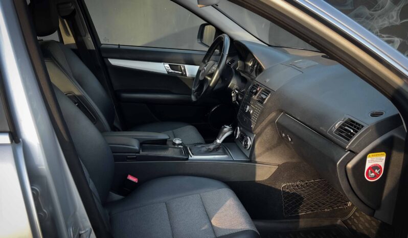 
								Mercedes-Benz C-Класс полный									