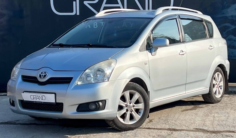 
								Toyota Corolla Verso полный									