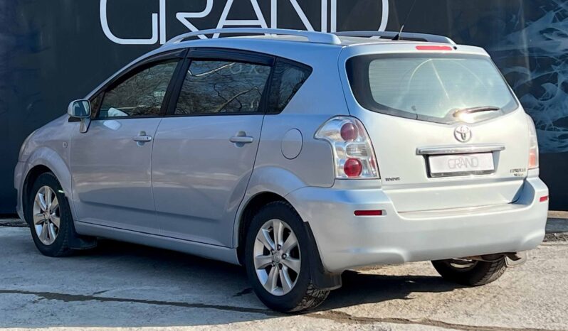 
								Toyota Corolla Verso полный									