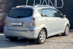 
										Toyota Corolla Verso полный									