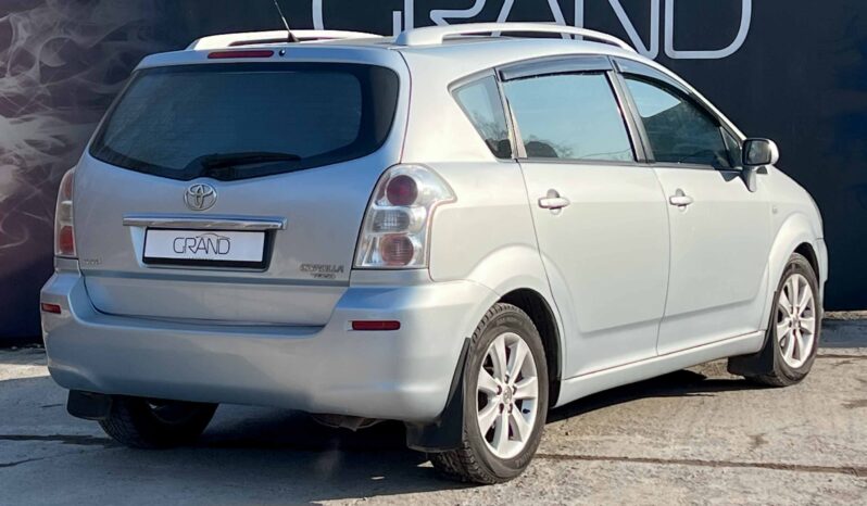 
								Toyota Corolla Verso полный									