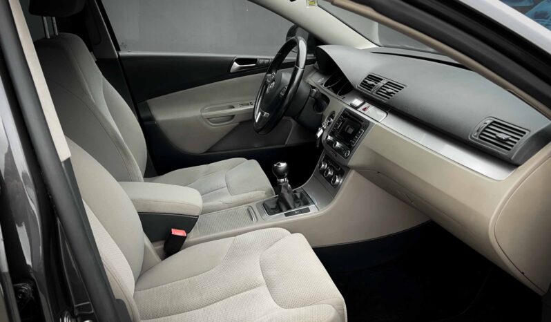 
								Volkswagen Passat полный									