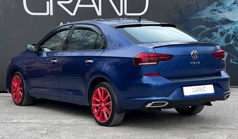 
								Volkswagen Polo Sedan полный									