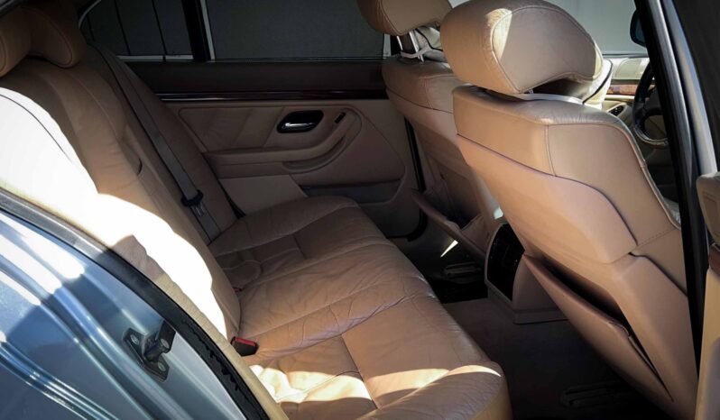 
								BMW 5 серия полный									