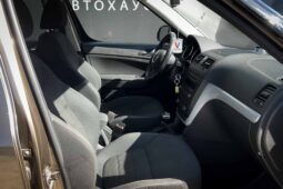 
										Skoda Yeti полный									