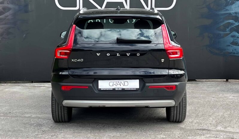 
								Volvo XC40 полный									