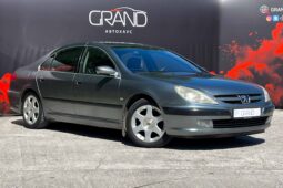 Peugeot 607
