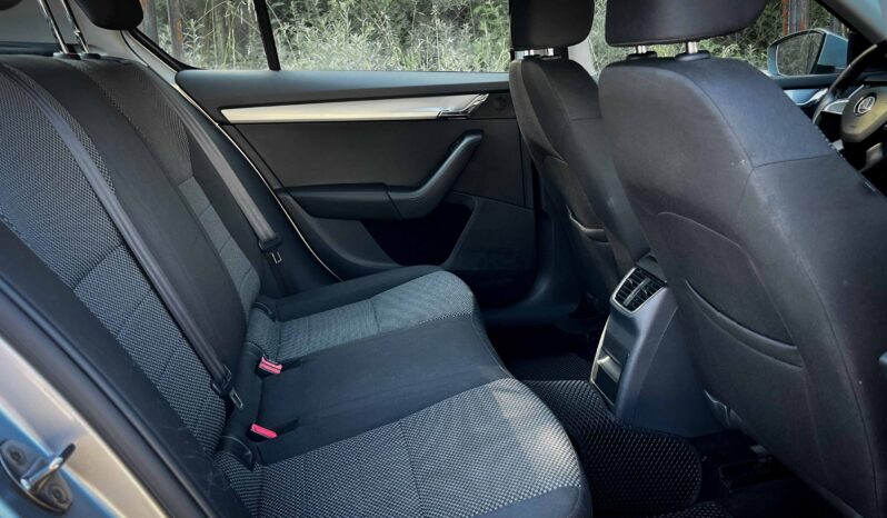 
								Skoda Octavia полный									